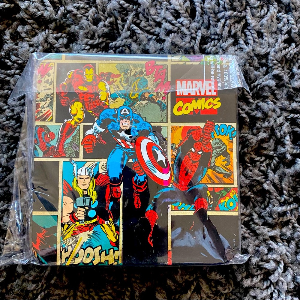 MARVEL Spider-Man trifold wallet and collector tin - Picture 4 of 11